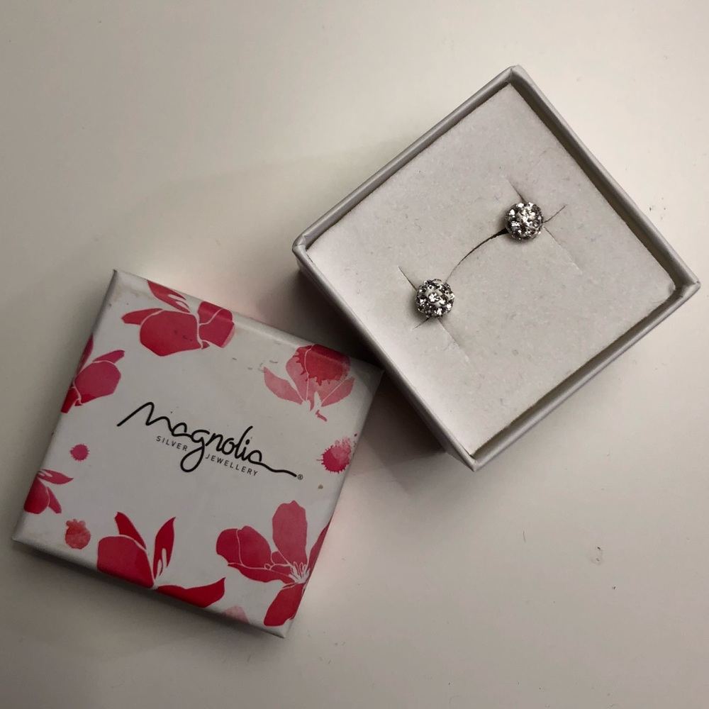 MAGNOLIA EARINGS
